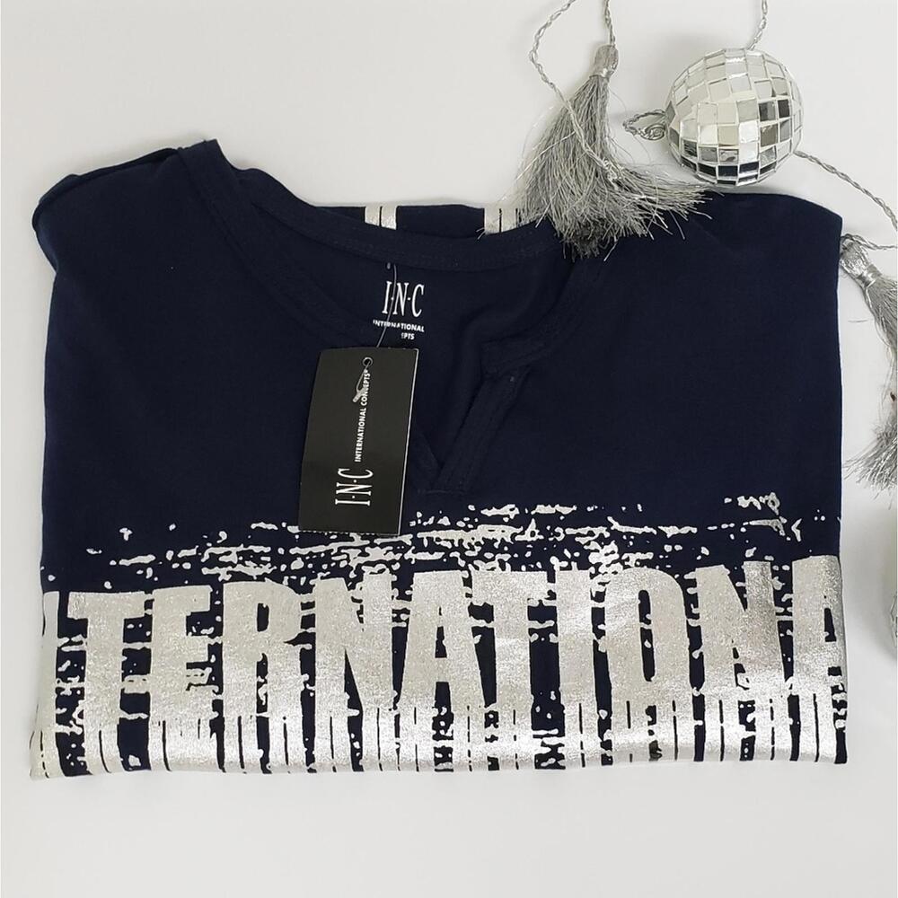 INC International Concepts Graphic Tee - Small - Navy Blue